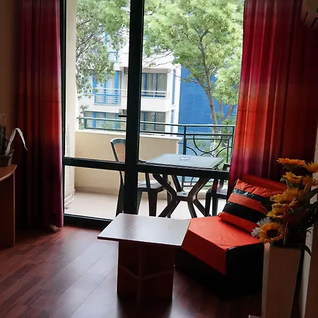 Tanya Hotell Slăntjev Brjag