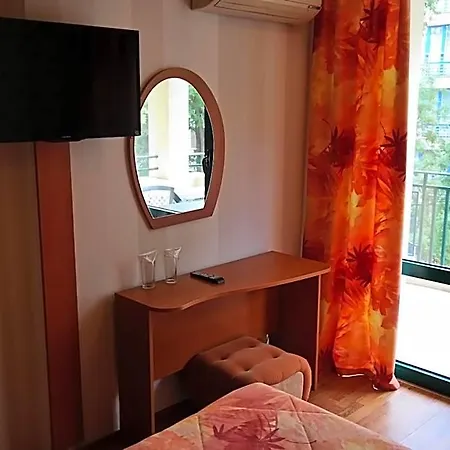 Hotel Tanya 3*