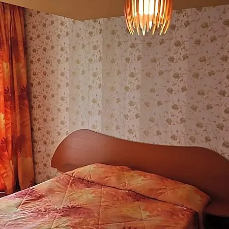 Tanya Hotel