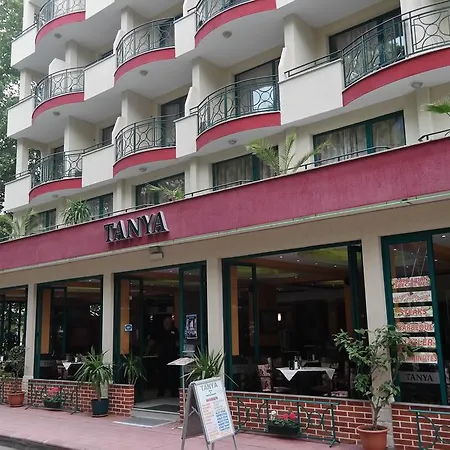 Hotel Tanya 3*