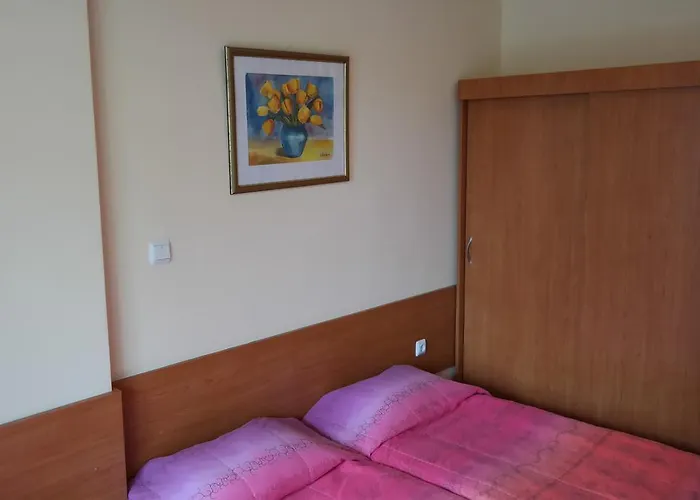 Tanya Sluneční pobřeží