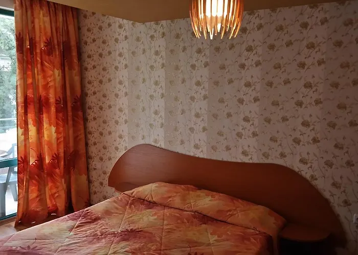 Tanya 3* Sluneční pobřeží